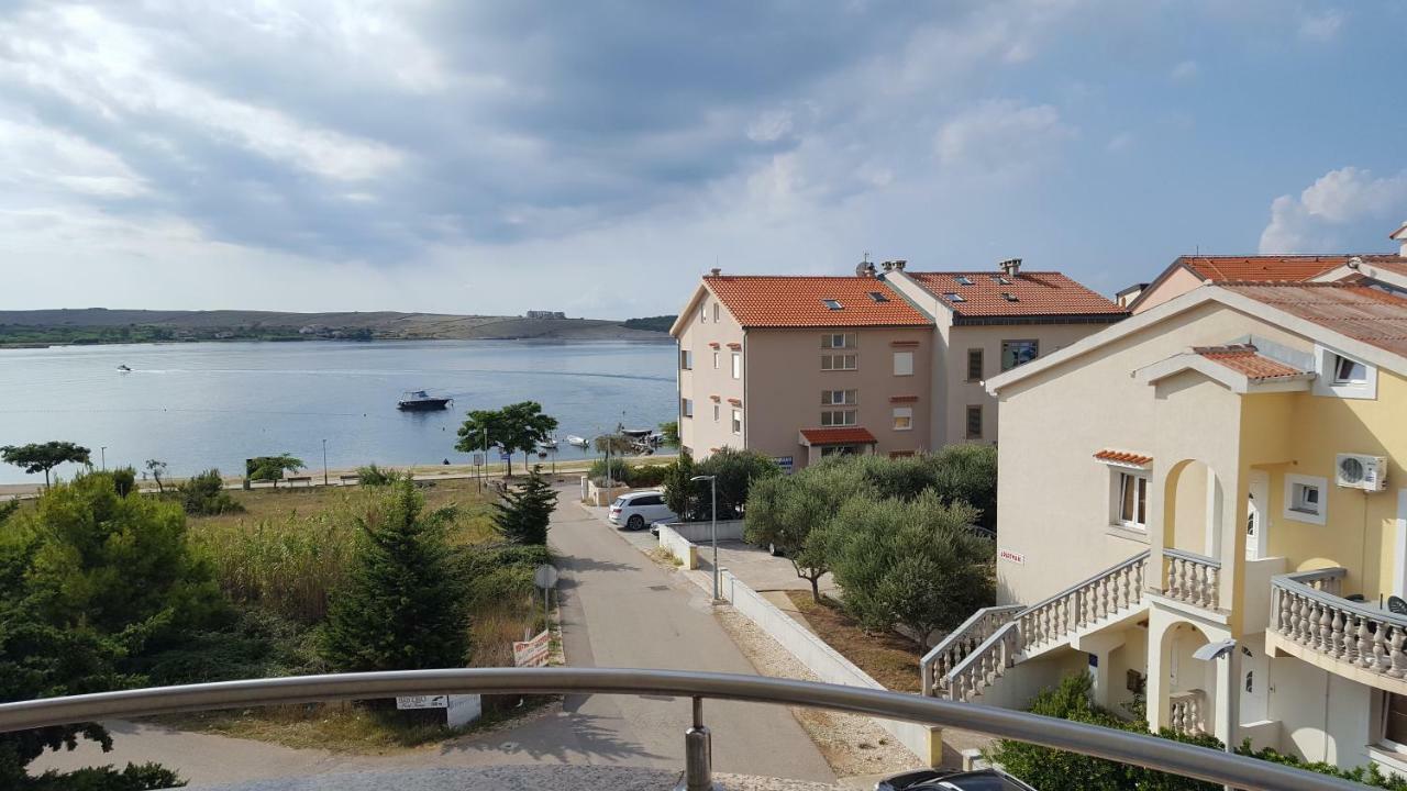Appartamento Zagi Povljana Esterno foto